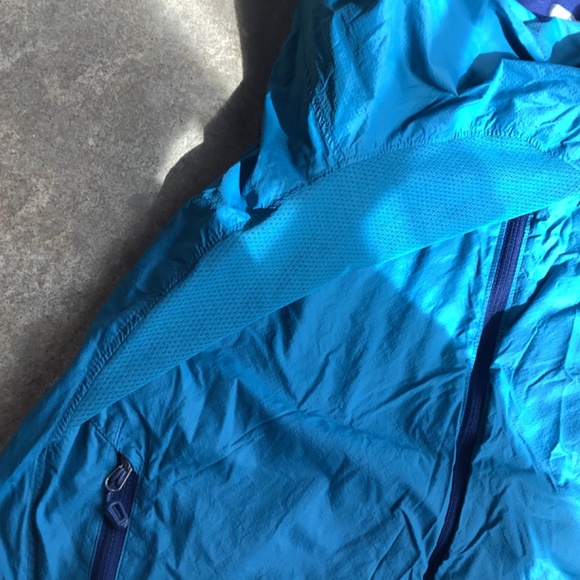 Marmot Windbreaker Jacket M hoodie medium  light weight packable lined - Picture 7 of 13